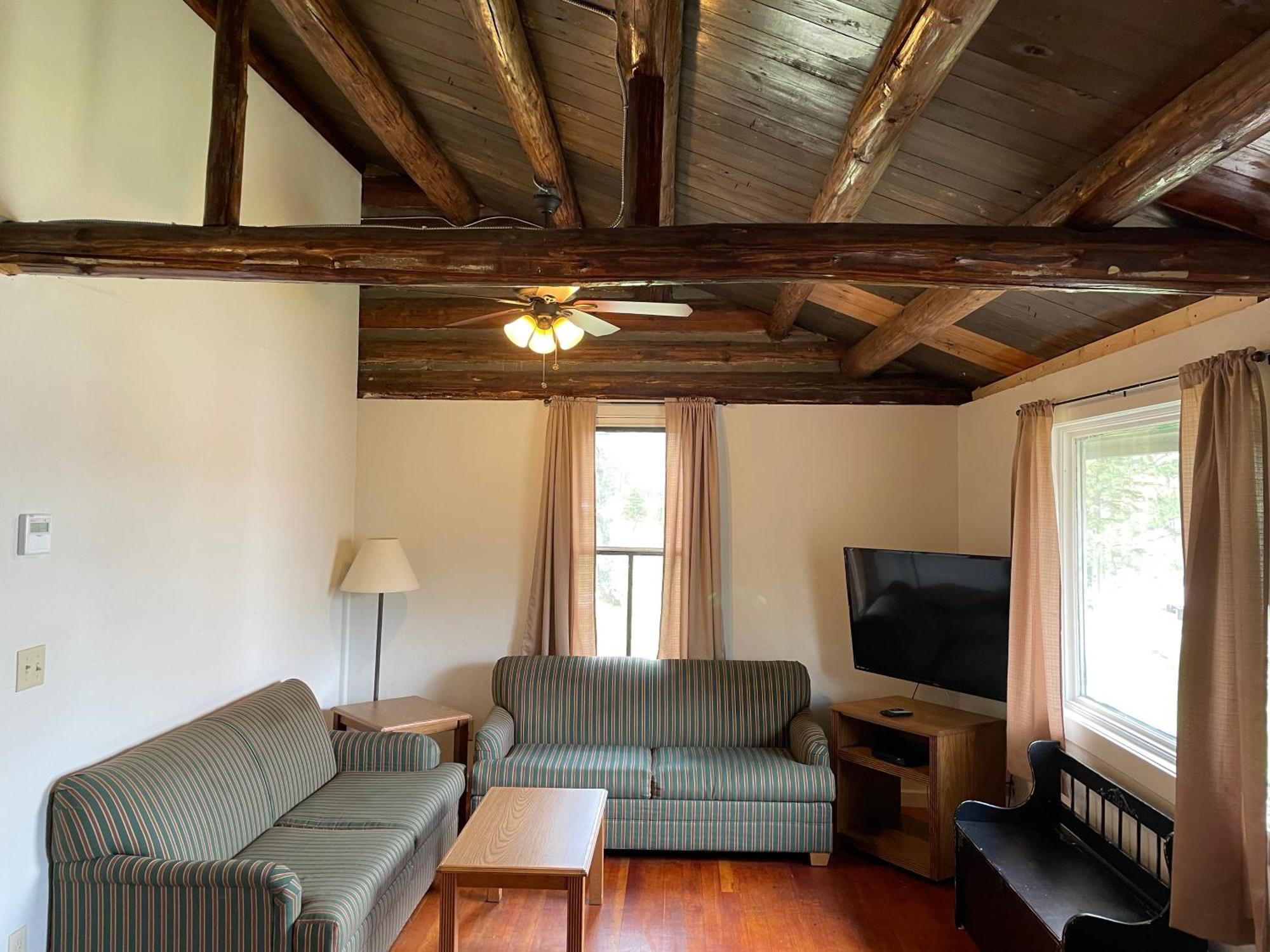 Hanging Horn Lakeside Resort Moose Lake Екстериор снимка
