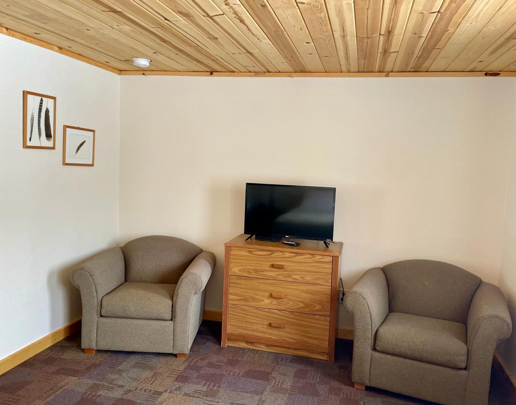 Hanging Horn Lakeside Resort Moose Lake Екстериор снимка
