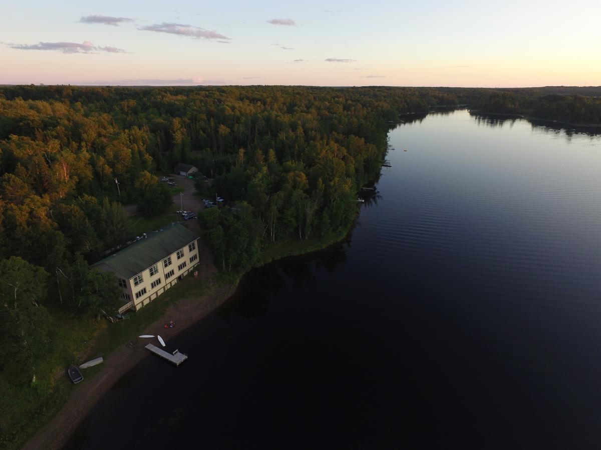 Hanging Horn Lakeside Resort Moose Lake Екстериор снимка